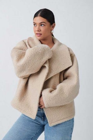 Beige Women Gina Tricot Soft Boucle Jacket | 86XJSHZWG