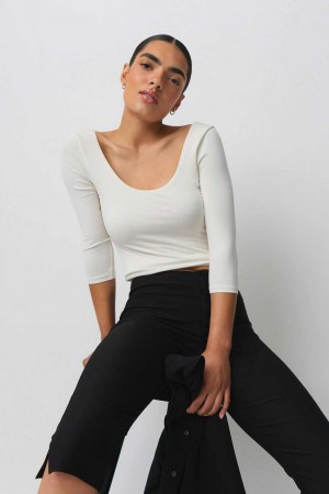 Beige Women Gina Tricot Soft Touch Scoop Neck Top | 57HAPMELG