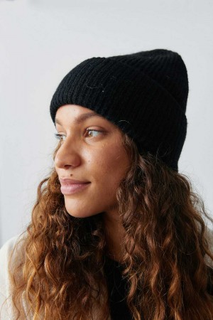 Black Women Gina Tricot Rib Beanie | 67HBPSNER