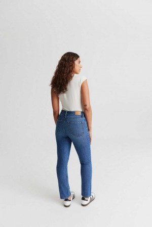 Blue Women Gina Tricot Slim Straight Jeans | 06ZKDUNAI