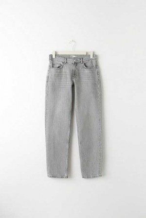 Grey Women Gina Tricot Low Straight Petite Jeans | 29KMLCVTG