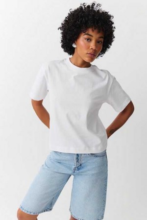 White Women Gina Tricot Basic T Shirts | 26IHFLKMQ