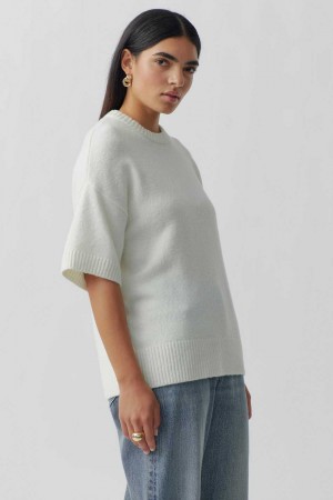 White Women Gina Tricot Oversized Knitted Sweaters | 74MDAOWIR