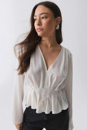 White Women Gina Tricot V-neck Blouse | 40DQUWYHT