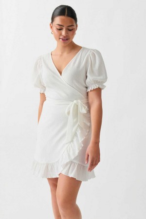 White Women Gina Tricot Wrap Dress | 72UQDCISW