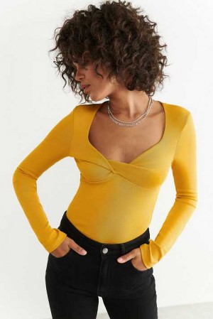 Yellow Women Gina Tricot Soft Touch Jersey Tops | 24ZBOLERU